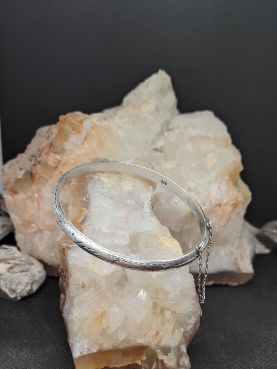 925 Sterling Silver Jewelry - Vintage Sterling Silver Engraved Bangle Bracelet With Safety Chain